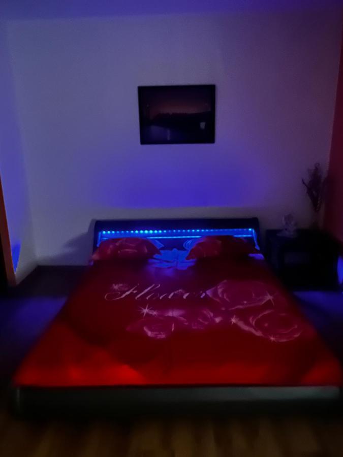 Crisshome1 布加勒斯特 外观 照片